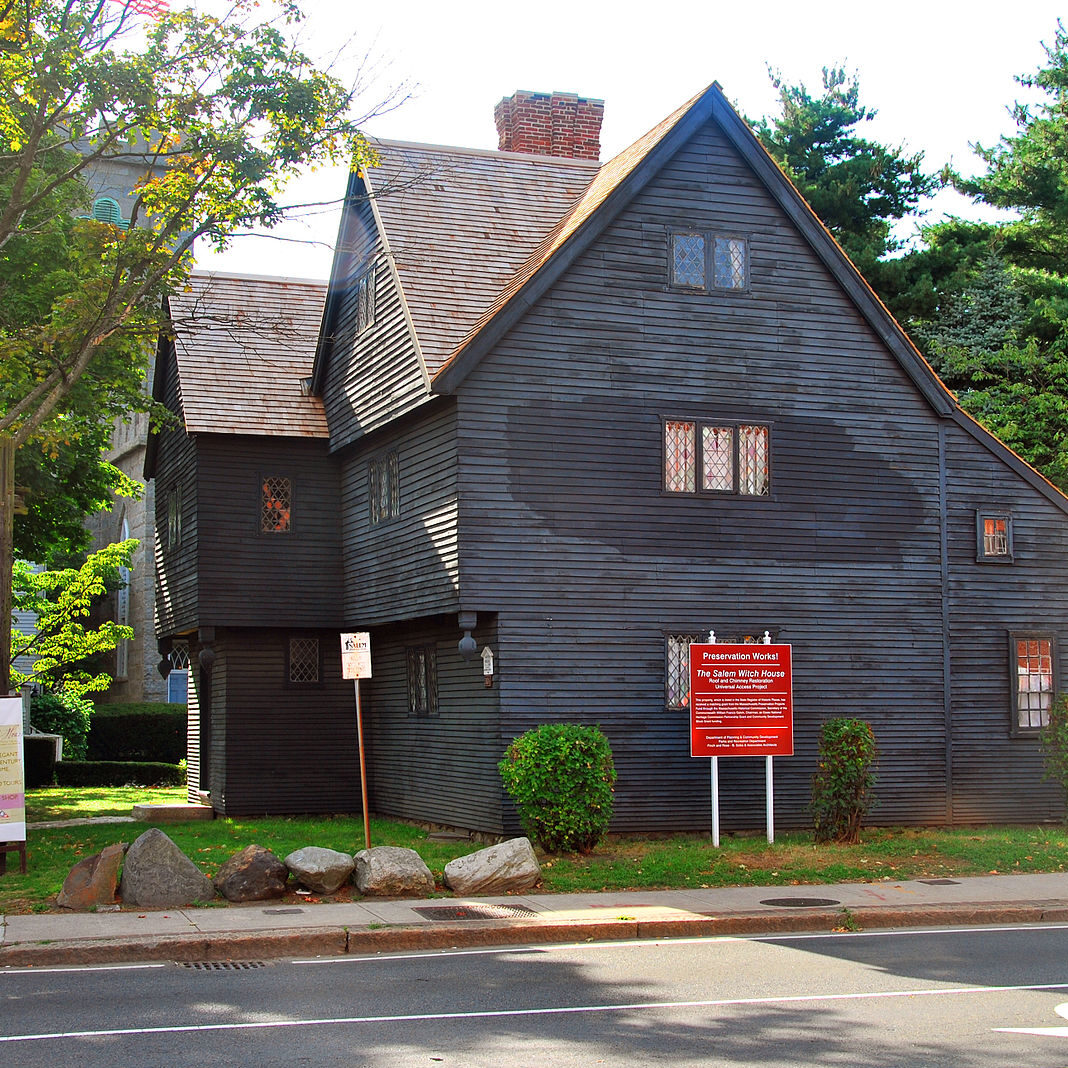 Witch House: Gimmick Or Genre? - WKNC 88.1 FM - North Carolina State ...