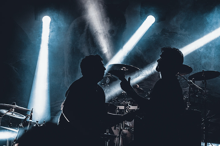 Silhouette of a rock band